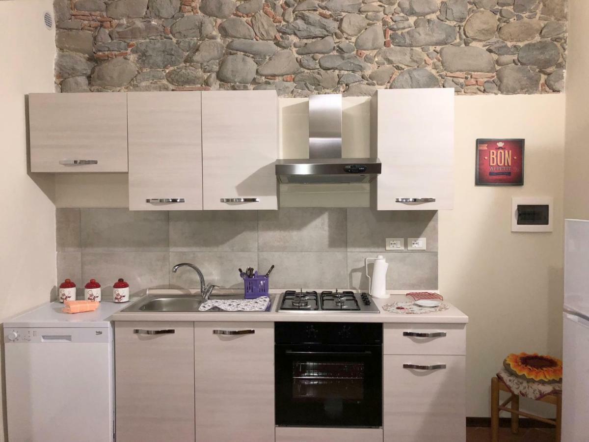 Casa Vacanza Ilia Pescia Exterior foto