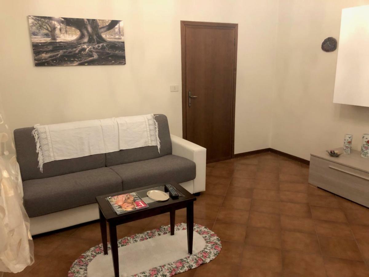 Casa Vacanza Ilia Pescia Exterior foto